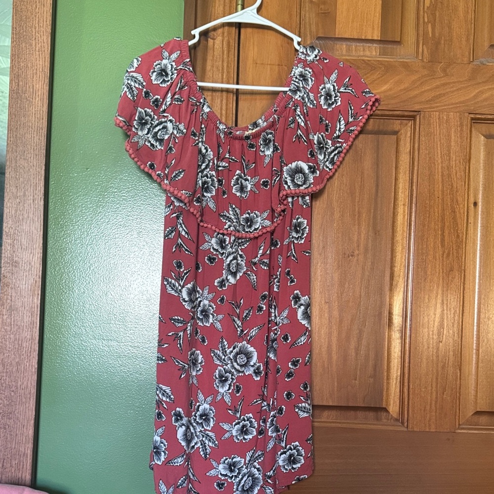 Faded Glory Red Floral Blouse